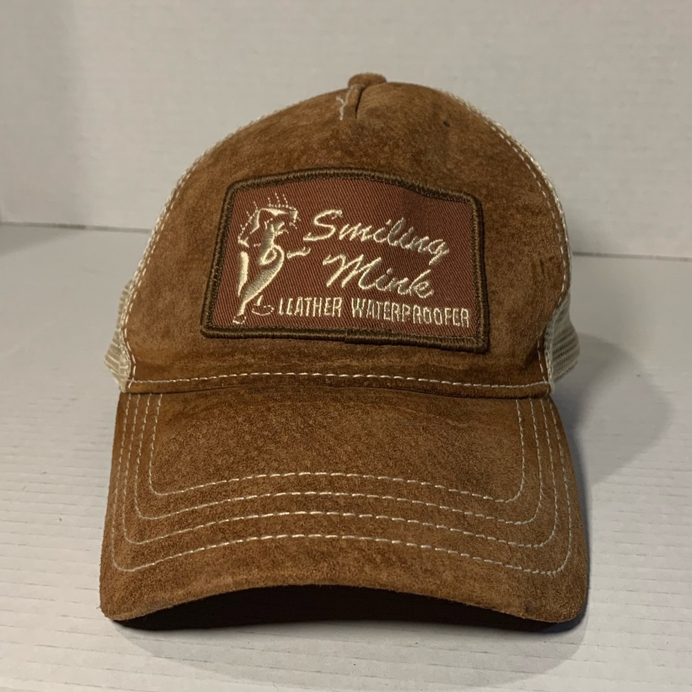 Vintage Wilson’s Leather, Smiling Mink Leather Waterproofing Trucker Hat